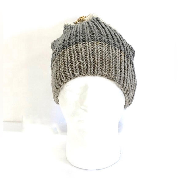 NWT HandKnit Unisex Neutral Tones Slouch Beanie Hat w/ PomPom One Size Fits Most - Picture 6 of 8
